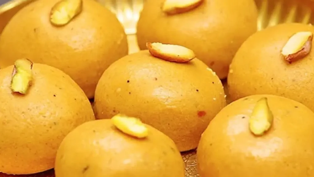 Besan Laddu Recipe step by step